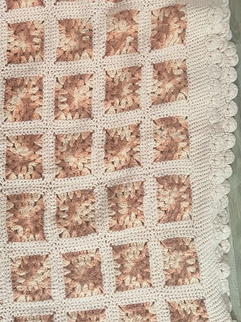 VTG Handmade Peach Crochet Granny Square Throw